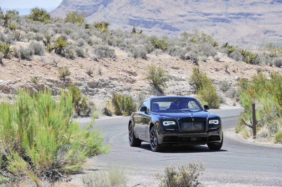  Rolls-Royce Wraith Black Badge 2016 года  (NA) (фото 19 из 30)